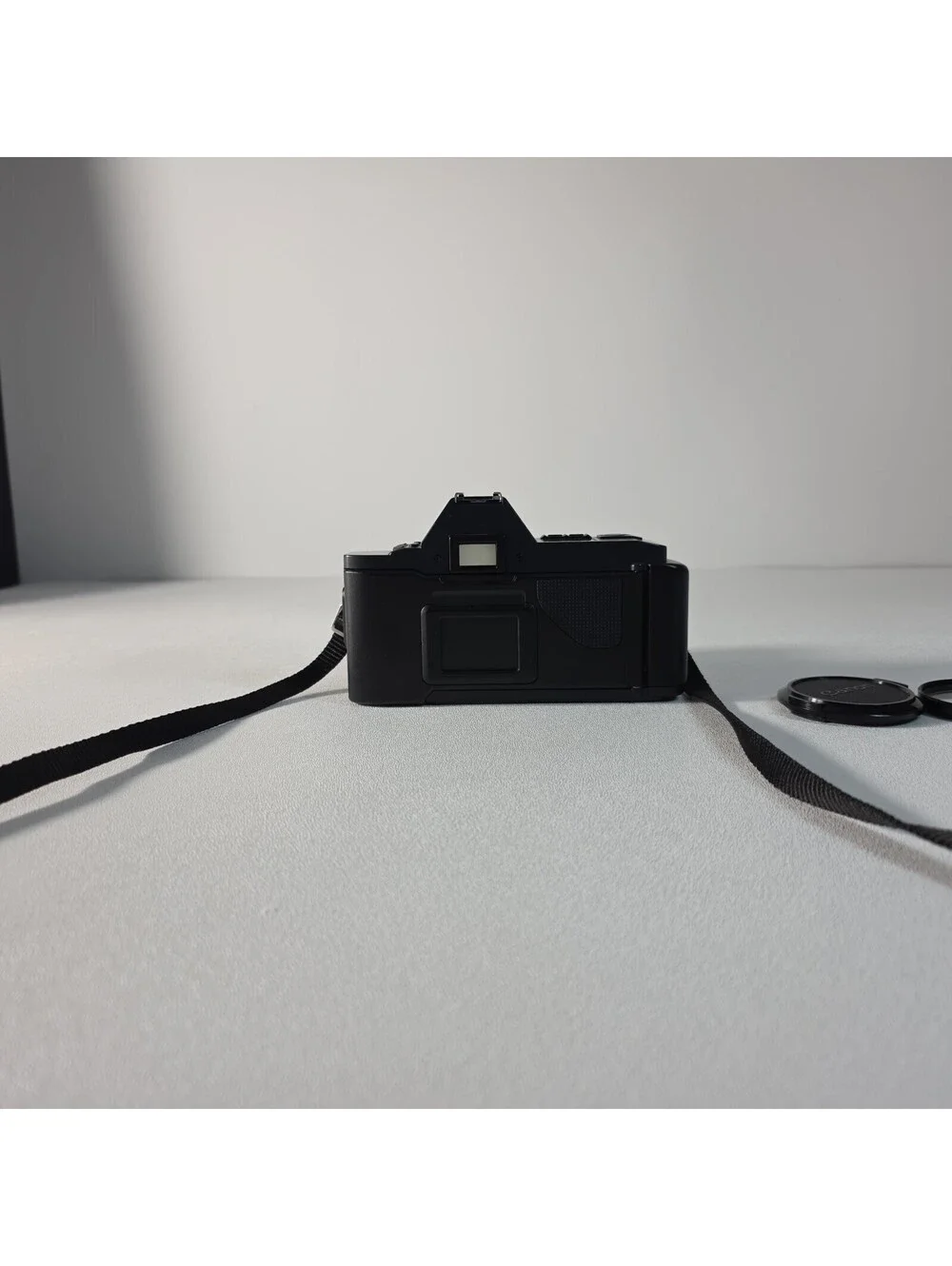 Canon T70 35mm SLR Camera with Canon 28mm F/2.8 Lens - Tested and Working
